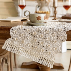 Nappes <span class=keywords><strong>de</strong></span> <span class=keywords><strong>table</strong></span> en coton tissé <span class=keywords><strong>de</strong></span> 13 x 106 pouces, <span class=keywords><strong>dentelle</strong></span> crochetée bohème, chemins <span class=keywords><strong>de</strong></span> <span class=keywords><strong>table</strong></span> avec pompons pour <span class=keywords><strong>table</strong></span> à manger à domicile - Product Image 3