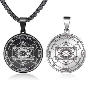 GIVELUCK Pendentif religieux chrétien en acier inoxydable plaqué or 18 carats, Cube <span class=keywords><strong>de</strong></span> <span class=keywords><strong>Metatron</strong></span>, géométrie sacrée, archange, ange, pour homme - Product Image 1