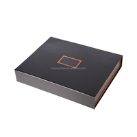 Boîte cadeau rigide pliable personnalisée avec logo, grande, noire et orange, à deux tons, avec fermeture magnétique