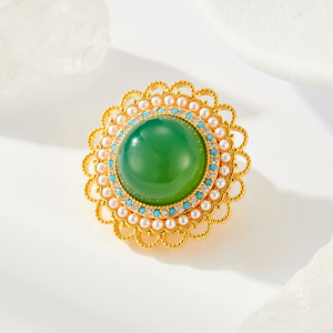 Flower Shape Green Agate Brooch With Pearl And Turquoise Inlay For Women Party Jewelry Zinc Alloy Bezel Setting - Product Image 1