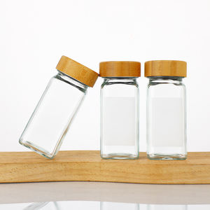 Venta al por mayor vacío cuadrado cocina 4oz 100mL botellas <span class=keywords><strong>de</strong></span> condimentos pimienta vidrio especias tarro con coctelera tapas <span class=keywords><strong>de</strong></span> madera - Product Image 2