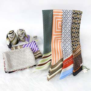 Pañuelo Cuadrado de Seda de Poliéster Retro Versátil Profesional Clásico Nuevo de 70 CM para Damas YKH0083 al por Mayor - Product Image 2