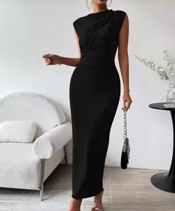 Vestido longo sem mangas preto liso personalizado