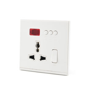 Protector de Voltaje de Alta Calidad CA 230V Ajustable 13A Protector de Sobretensión Enchufe UK Doble Enchufe con Protector de Voltaje - Product Image 1