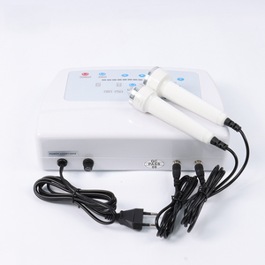 <span class=keywords><strong>Machine</strong></span> portative de thérapie faciale ultrasonique RU628 pour le levage de la peau, le blanchiment et l'anti-vieillissement à la maison ou au salon - Product Image 5