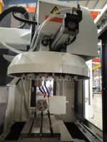Centre d'usinage vertical automatique CNC à 3 axes BT40 de haute qualité, haute précision, certifié CE