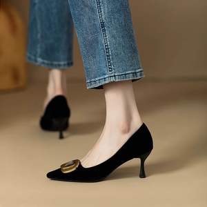 Elegantes zapatos de tacón medio de estilo francés negro, zapatos de <span class=keywords><strong>trabajo</strong></span> de aguja profesional para mujer, punta estrecha, boca baja para primavera - Product Image 5