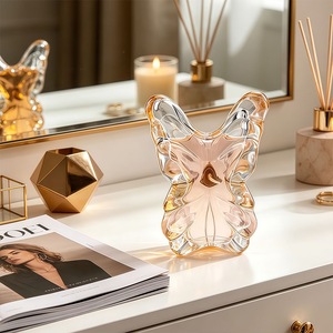 Bouteille en verre de luxe Butterfly 700 ml pour liqueur, gin, vodka, rhum, vin, spiritueux, brandy, boissons - Product Image 1