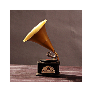 Creative Retro Phonograph Model Home Decorations Old Craft Resin Decoration Artifical Style Gift Ideas