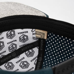 Gorra Snapback de 6 Paneles Tcap China con Parche de Goma Personalizado - Product Image 6