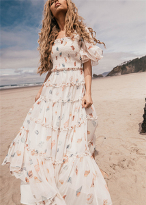 2023 automne <span class=keywords><strong>vacances</strong></span> femmes élégantes à manches courtes à plusieurs niveaux smocké en mousseline de soie Maxi robes - Product Image 6