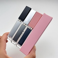 Vente en gros d'usine OEM 7 ml Private Label Non Marqué Petit quantité minimale de commande Argent Noir Led Brillant à Lèvres Rouge à Lèvres Tube de Brillant à Lèvres avec Verre Miroir