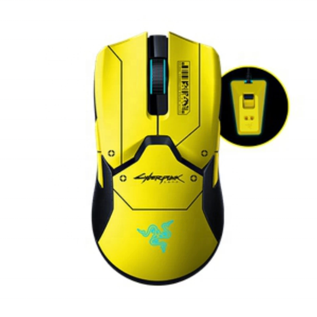Razer Viper Ultimate With Charging Dock Ambidextrous Gaming Mouse 20000 DPI Gaming Mouse Lightweight Design