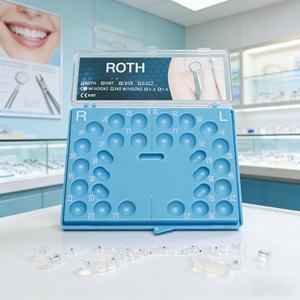 Material Dental de Alta Calidad, Soporte de Cerámica para Ortodoncia, <span class=keywords><strong>Brackets</strong></span> Roth 345 con Ganchos, <span class=keywords><strong>Brackets</strong></span> <span class=keywords><strong>Transparentes</strong></span> para Ortodoncia Dental - Product Image 1