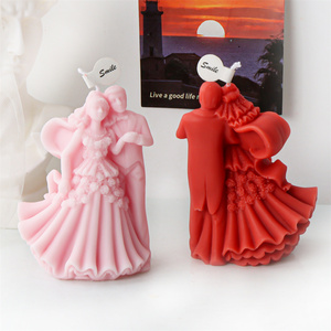 Stampo in Silicone per Statuette Aromatiche di Sposi, Strumento per Dolci Fai-da-Te, Stampo per Sapone Artigianale e Gesso a Tema Coppia di Sposi, per San Valentino - Product Image 1