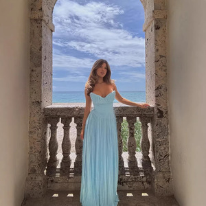 Elegante Vestido Largo de Noche sin Tirantes con Escote Corazón y Pliegues, Ajustado, con Espalda Descubierta y Cintura Imperio para Mujer, Ideal para Verano - Product Image 1