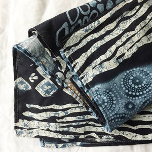 Écharpe de protection en coton et lin faite à la main de la marine, bandeau large, couverture protectrice, 23x23 pouces - Product Image 6