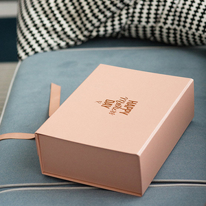 Custom Printing logo Paper Wholesale <strong>Empty</strong> Christmas <strong>Hamper</strong> Gift <strong>Box</strong> Large Luxury pink Bridesmaid Gift Boxes with Magnetic Lid - Product Image 3