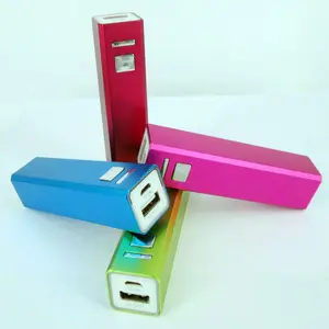 איכות גבוהה 2600mAh מתכת כיכר צינור צורת מותאם אישית למותג לוגו נייד בנקים כוח 2600mAh usb חיצוני סוללה מטען