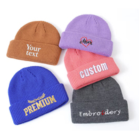 Bonnet en acrylique épais personnalisé pour hommes et femmes, bonnets d'hiver doux en tricot avec broderie de logo