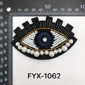 新しいデザインラインストーンビーズスワロフスキー悪目パッチアップリケ服 - Product Image 3