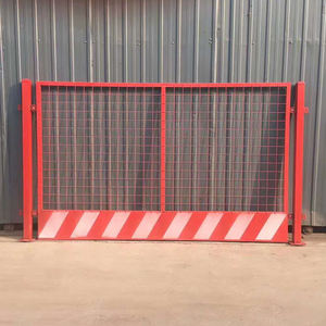 モダン亜鉛鋼フェンスアンチクライムデザインパウダーコーティングブラックシルバーカラー - Product Image 1