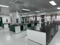 Banco de Laboratorio Económico con Estructura de Acero Laminado en Frío y Madera para Clases de Química Básica