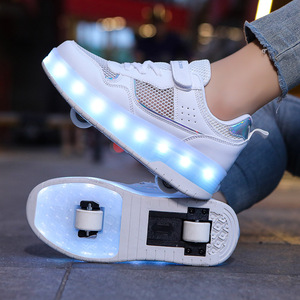 Patins à roulettes pour enfants avec roues lumineuses clignotantes pour jeux en plein air - Product Image 4