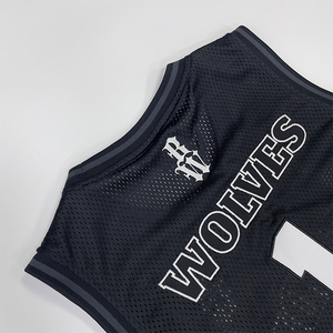 Camiseta de baloncesto de malla personalizada, diseño de logotipo bordado negro, ropa deportiva para jóvenes universitarios - Product Image 5