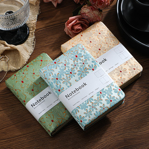 Cuaderno de Tapa Dura con Bordado de <span class=keywords><strong>Flores</strong></span> y Árboles en Lino Vintage Retro para Estudiantes, Grueso, A6, Personalizable - Product Image 2