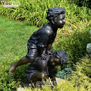 Decorazione da giardino a grandezza naturale per bambini che colano la statua del fratello e della sorella in bronzo - Product Image 4