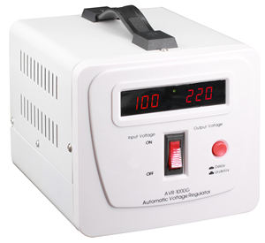 Régulateur de tension automatique numérique <span class=keywords><strong>AVR</strong></span> AVS AC de type relais 1KW 1000VA 130V-270V vers 220V avec affichage numérique CE - Product Image 1