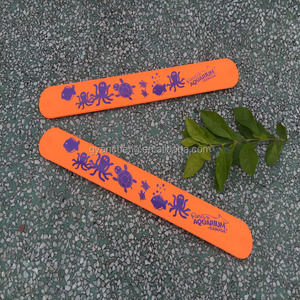 Xu Hướng Sản Phẩm <span class=keywords><strong>2025</strong></span> <span class=keywords><strong>New</strong></span> Arrival Tát Vòng Đeo Tay Silicone Tát Biểu Tượng Tùy Chỉnh Cao Su Snap Ban Nhạc Cho Đảng Trường Hoạt Động - Product Image 1