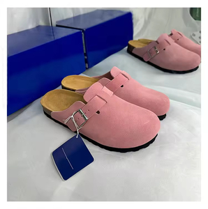 Mules personnalisées unisexes de haute qualité, antidérapantes, en cuir véritable et liège, avec soutien de la voûte plantaire pour femmes, sabots et mules en cuir - Product Image 1