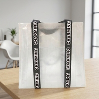 Vente en gros de sacs à provisions recyclables transparents tissés en PP écologiques fourre-tout pour le vin logo personnalisé avec de longues poignées