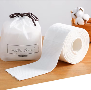 Rouleaux de tissus en coton jetables Spa Salon de coiffure Soins de beauté chauds Soins de la peau Tissu non tissé Démaquillant Serviettes jetables pour le visage - Product Image 4