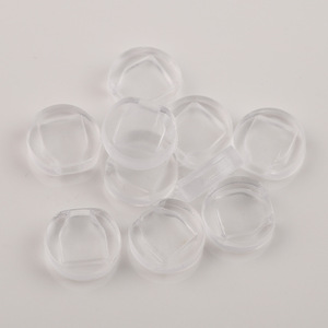 Almohadillas transparentes de plástico para pendientes de clip, 9 mm x 6 mm, a prueba de dolor, antideslizantes, diseño invisible - Product Image 4