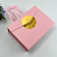 Échantillon gratuit de boîte d'expédition en papier kraft avec couvercle, boîte en carton ondulé pour cupcakes faits à la main, maquillage, emballage cadeau