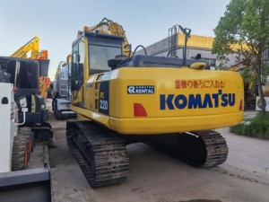 Excavadora Komatsu PC220 Usada de 22 Toneladas, Equipo Pesado con Motor, Operación Conveniente, Altamente Recomendada - Product Image 2