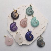 Bijoux au design mignon personnalisé, vente en gros, bricolage, plaqué or 18 carats, acier inoxydable, breloques papillon, coquille de chaussure, étoiles, pendentif, cadeau