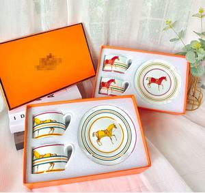 Ensemble tasse et soucoupe en céramique de luxe nordique, motif cheval jaune et rouge, idéal pour la restauration, vaisselle haut de gamme, best-seller - Product Image 4