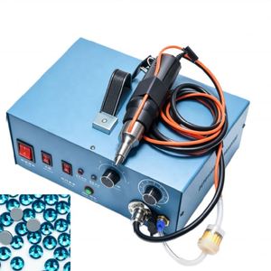 Machine <span class=keywords><strong>de</strong></span> transfert <span class=keywords><strong>de</strong></span> pierres thermocollantes à grande vitesse <span class=keywords><strong>avec</strong></span> <span class=keywords><strong>gabarit</strong></span> diamant pour la production <span class=keywords><strong>de</strong></span> vêtements - Product Image 4