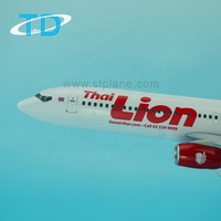 Modèle d'avion B737-900ER Lion Air en résine personnalisé, cadeau d'affaires, artisanat européen