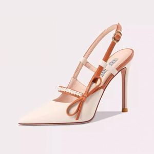 Nuevos Tacones Altos de Verano con Punta Fina y Diseño Único, Tacones Altos de Mujer con Nudo de Mariposa y Parte Trasera Abierta - Product Image 1