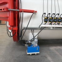Autoclave composite industriel haute performance pour le durcissement de pièces techniques de précision