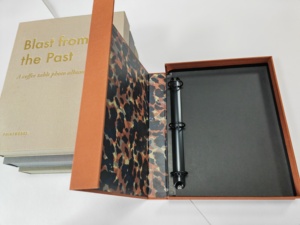 Tùy chỉnh bán buôn lớn tinh tế vải hộp ảnh hình chữ nhật cuốn sách hình dạng Album hộp giấy UV lá Logo cứng nhắc - Product Image 6