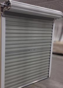 <span class=keywords><strong>Porte</strong></span> <span class=keywords><strong>de</strong></span> <span class=keywords><strong>garage</strong></span> enroulable en aluminium électrique à distance à grande vitesse Design extérieur industriel pour villas ou entrepôts - Product Image 6