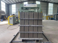 Machine à fabriquer des blocs entièrement automatique QT4-15 avec mélangeur, machine à briques et pavés en béton et ciment pour une production multi-types