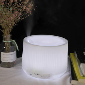 Diffuseur d'arômes JCSY 500 ml, humidificateur ultrasonique, lumière blanche, grain de bois, usage domestique - Product Image 5