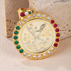 Pendentif de <span class=keywords><strong>pièce</strong></span> d'<span class=keywords><strong>or</strong></span> pour enfants avec zircon en cuivre avec design de <span class=keywords><strong>pièce</strong></span> souveraine en <span class=keywords><strong>or</strong></span> - Product Image 6